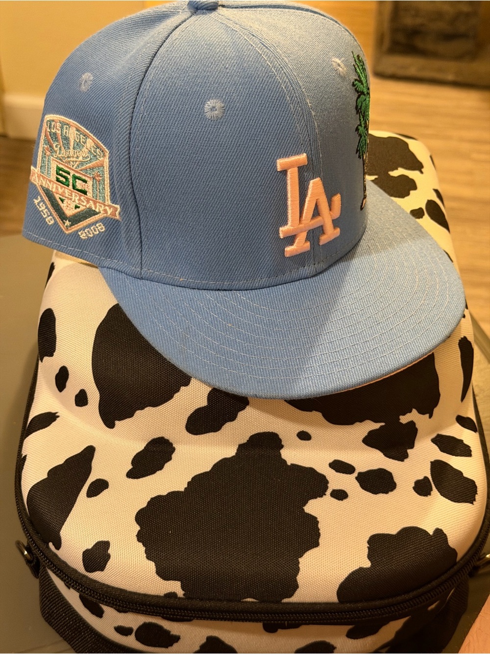 Size 7 1/4 LA Dodgers
